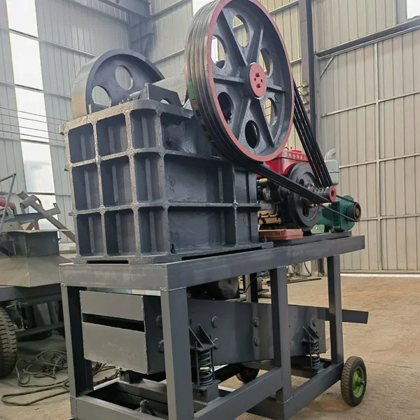Factory direct jaw crusher is suitable for concrete, ore, mine small crusher, convenient stone crusher price