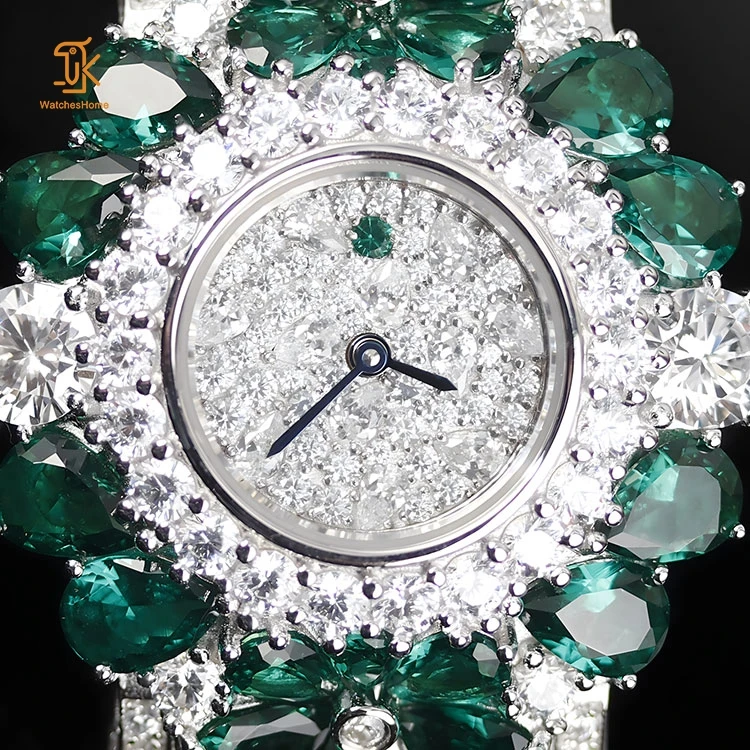 Senior Amazing Quartz Watches Elegance Label Fashionable trend design Quartz Diamond Silver Plated Moissanite Green Watch
