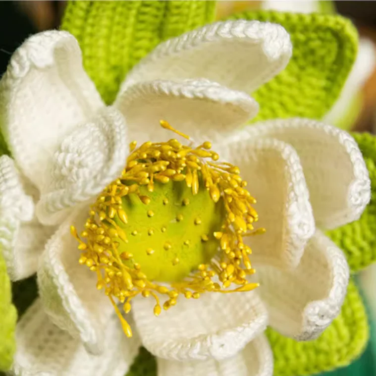 Ornamental Artificial Flowers Decorating The Living Room Handmade Knitted White Lotus Material Bag