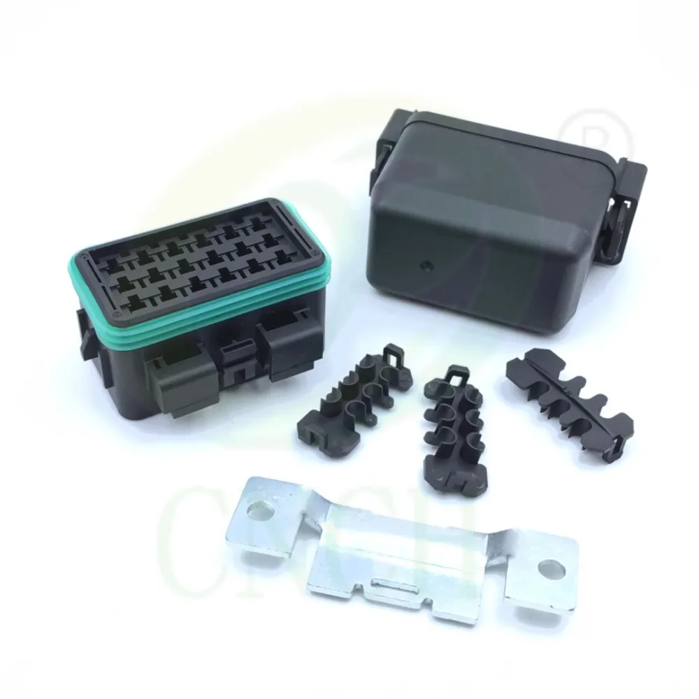 18 Position ISO 280 Fuse Box Kit PDM31002ZXM