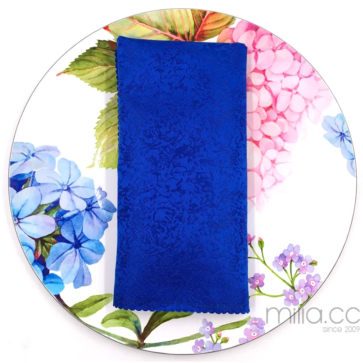 royal blue napkin