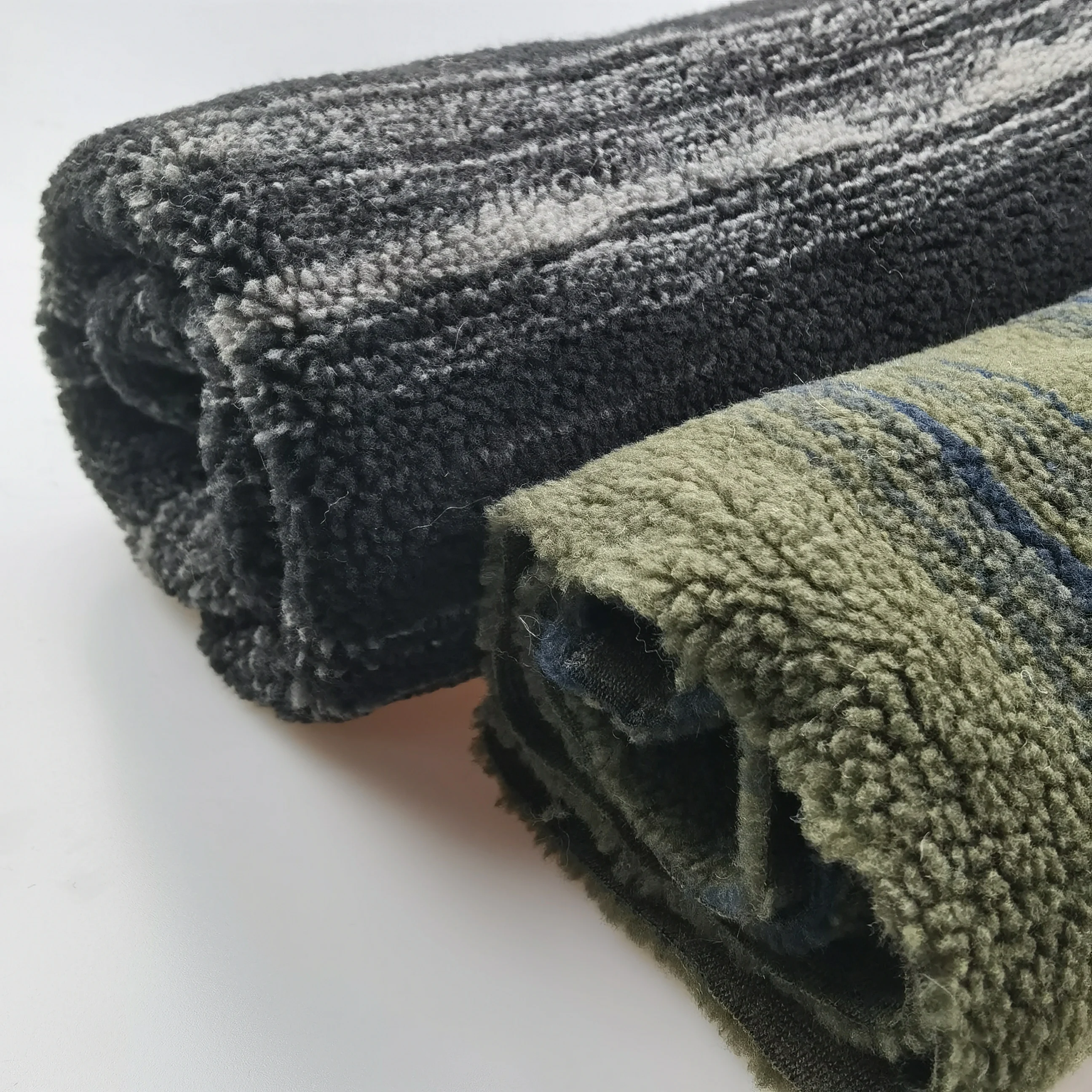 China manufacturer strip jacquard 100% polyester teddy pile sherpa fleece garment fabrics