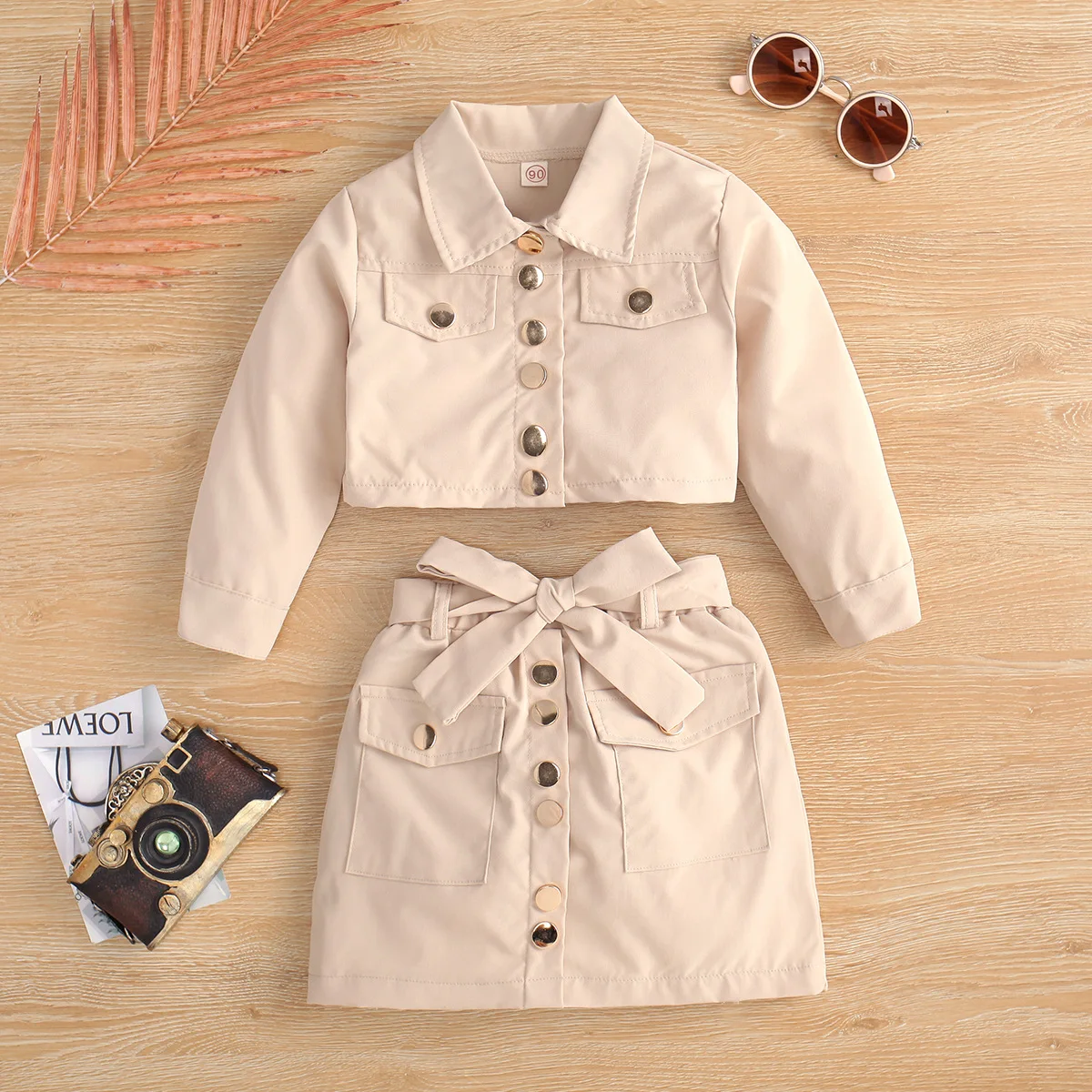 Hot sale American girls Spring and Fall long sleeves lapel jacket 2pcs + bow A- line short skirt suit