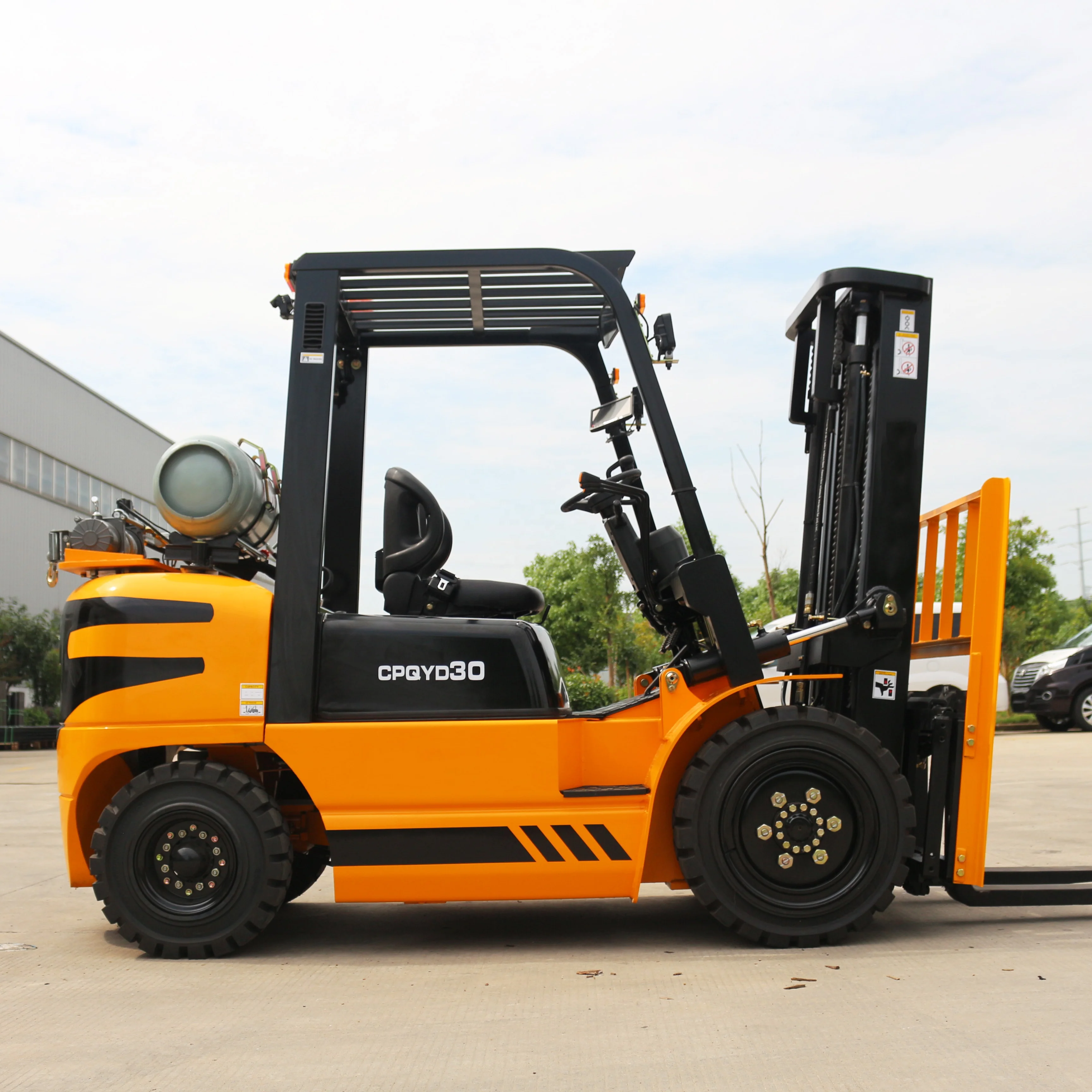 3ton LPG CNG Forklift Truck 3000kg RC Container Cargo Pallet Gas Fork Lift  CPQYD30