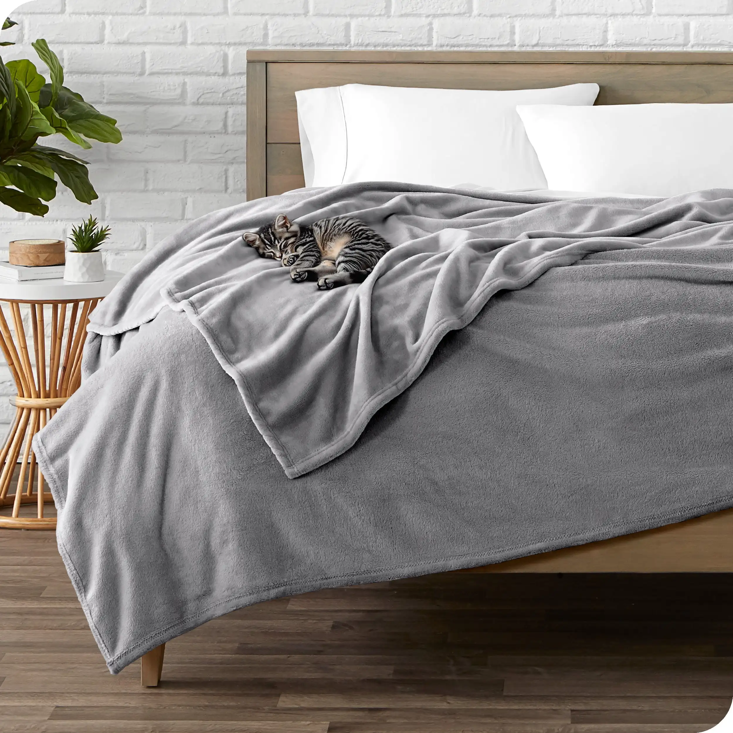 AZO Free 100% polyester Machine Washable Ultra Soft Twin XL Gray  Microplush Flannel Fleece Blanket