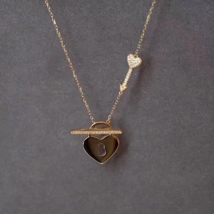Wholesale Custom Jewelry Trendy Girlfriend Gift Key Lock Love Heart Pendant 18K Gold Natural Diamond Chocker Couple Necklace
