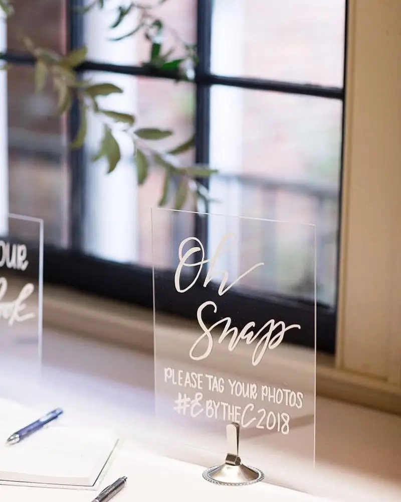 A & C изготовленный на заказ место карты зеркало Свадебная циркониевая диатема, стоящая акриловая свадебного стола номер