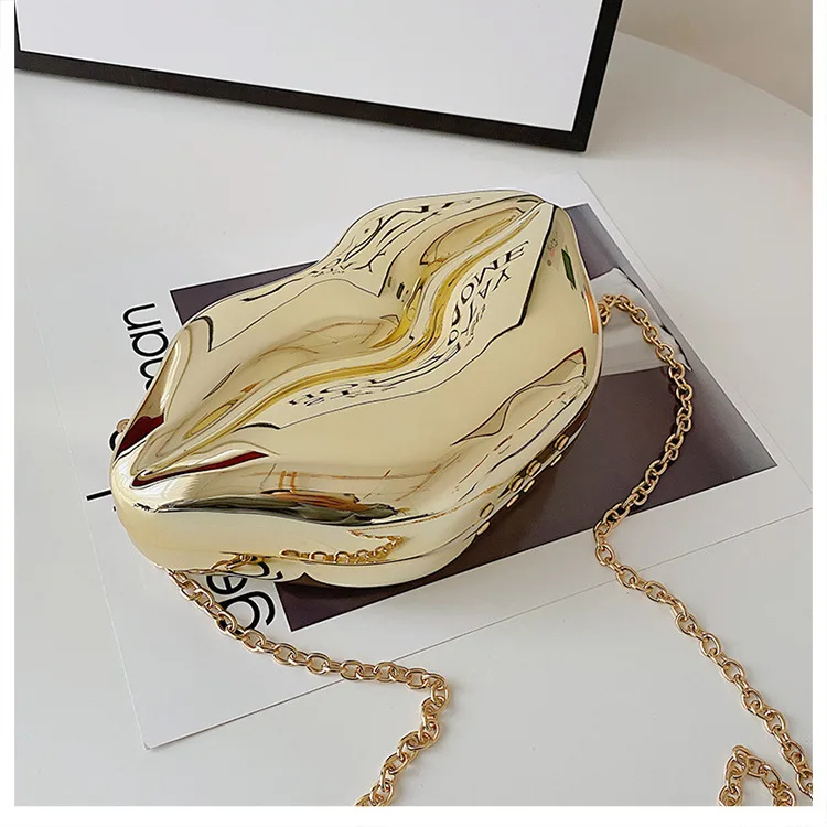 Large Capacity E3095 Girl Lip Shaped Clutch Bag for Women Light Weight Ladies Fashion Evening Banquet Bags Crossbody Chain Bag