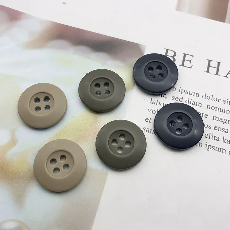 Hot Selling High Quality Sewing 4 Holes Resin Button For Camouflage Clothes