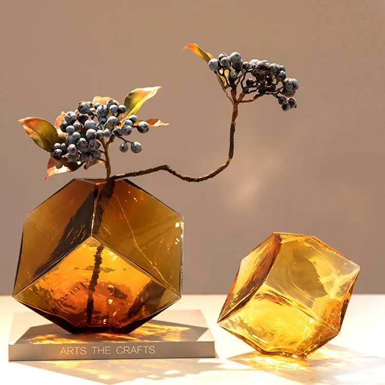 Stained Amber Color Glass Square Hydroponic Glass Vase Home Decoration Flower Arrangement Crafts Geometric Decorative Vase