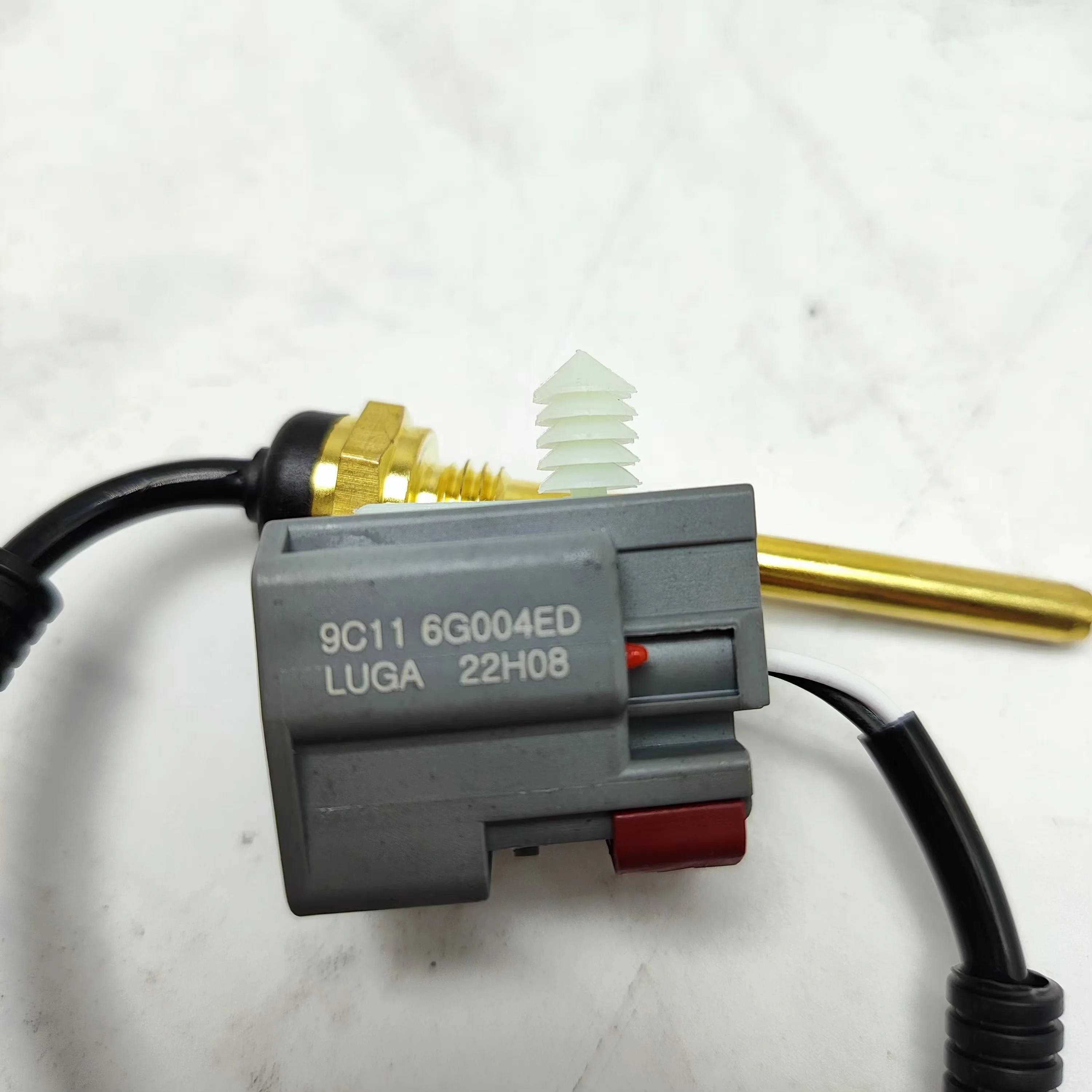 Genuine cylinder cover temperature sensor  for Ford JMC V348 2.4L 9C116G004ED 1710157