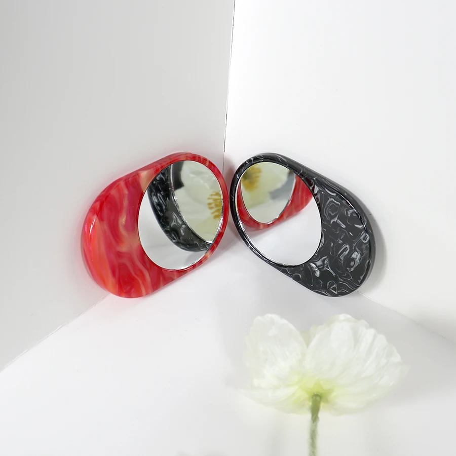 2022 New Classically Styled Korean Version Oval Acrylic Mirror Hot Sale Pocket Cosmetic Makeup Mirror with Pearl Stone Material