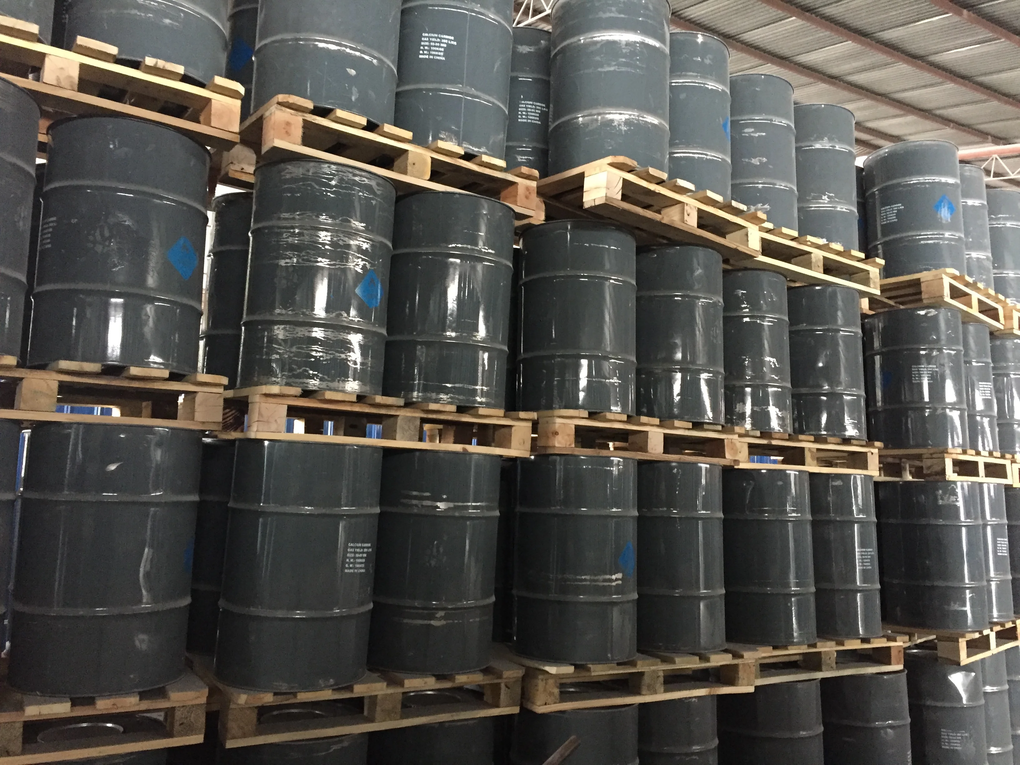China sale calcium carbide Manufacturer supply price with good quality 295l/kg CaC2