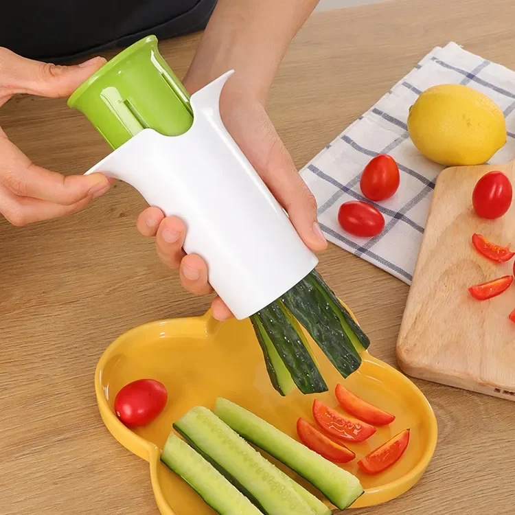 Kitchen Multifunction Cucumber Divider Carrot Strawberry Slicer Splitter Gadget Cutting Cucumber Slicer for WholeSale