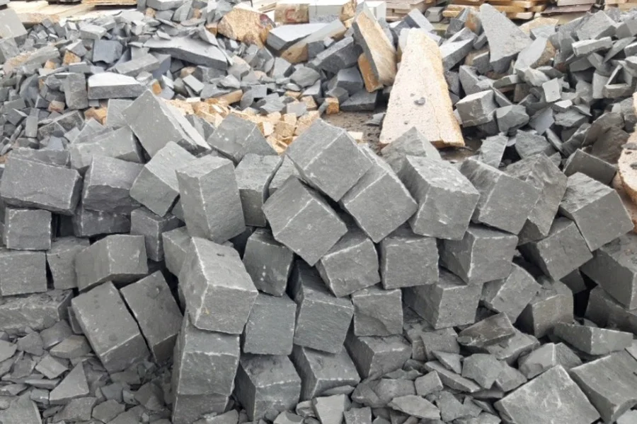 Grey Pink Yellow Granite Loose Lump Big Cube Stone For Wall Covering and Floor application