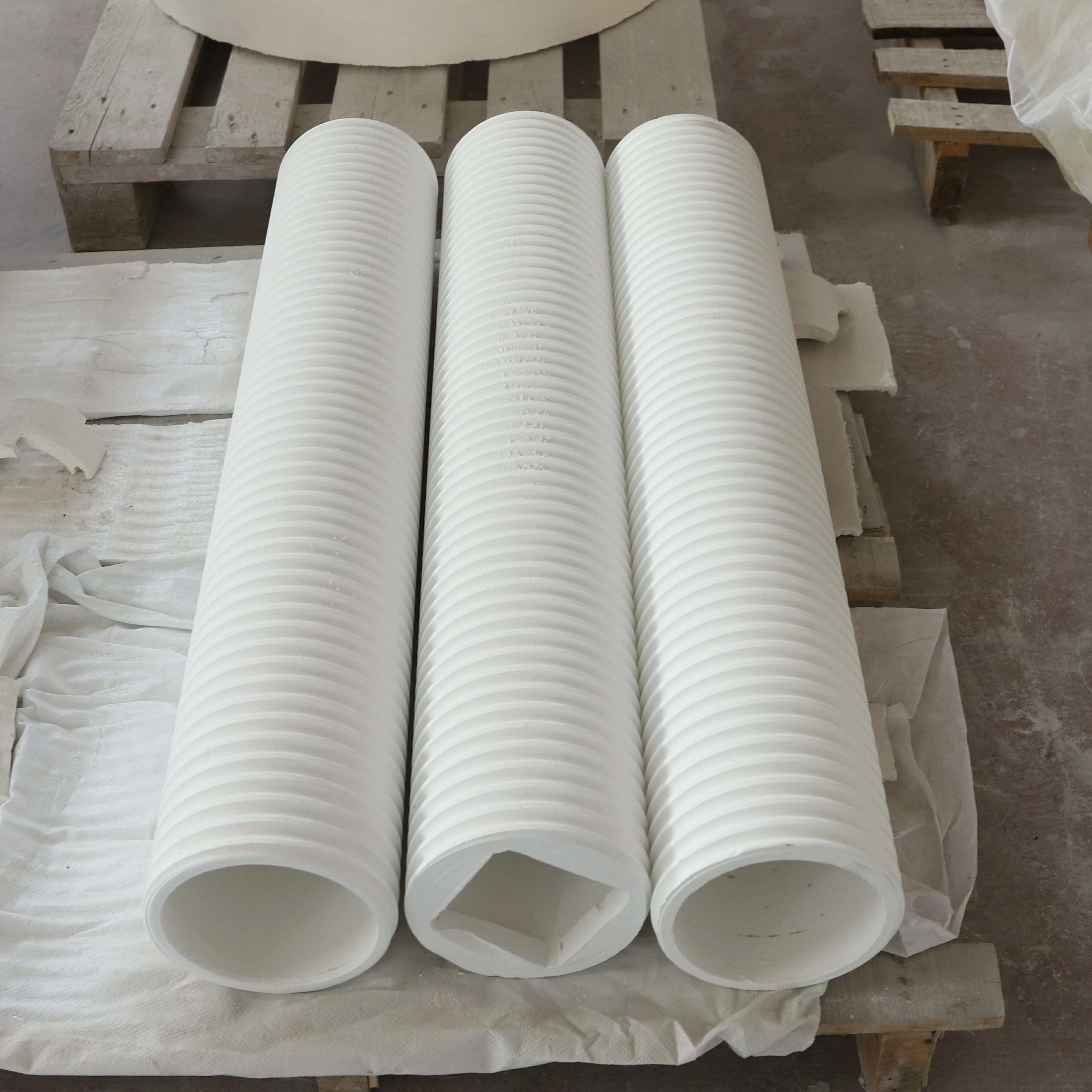 High purity large diameter alumina ceramic tube 99% al2o3 for pipe tube furnace
