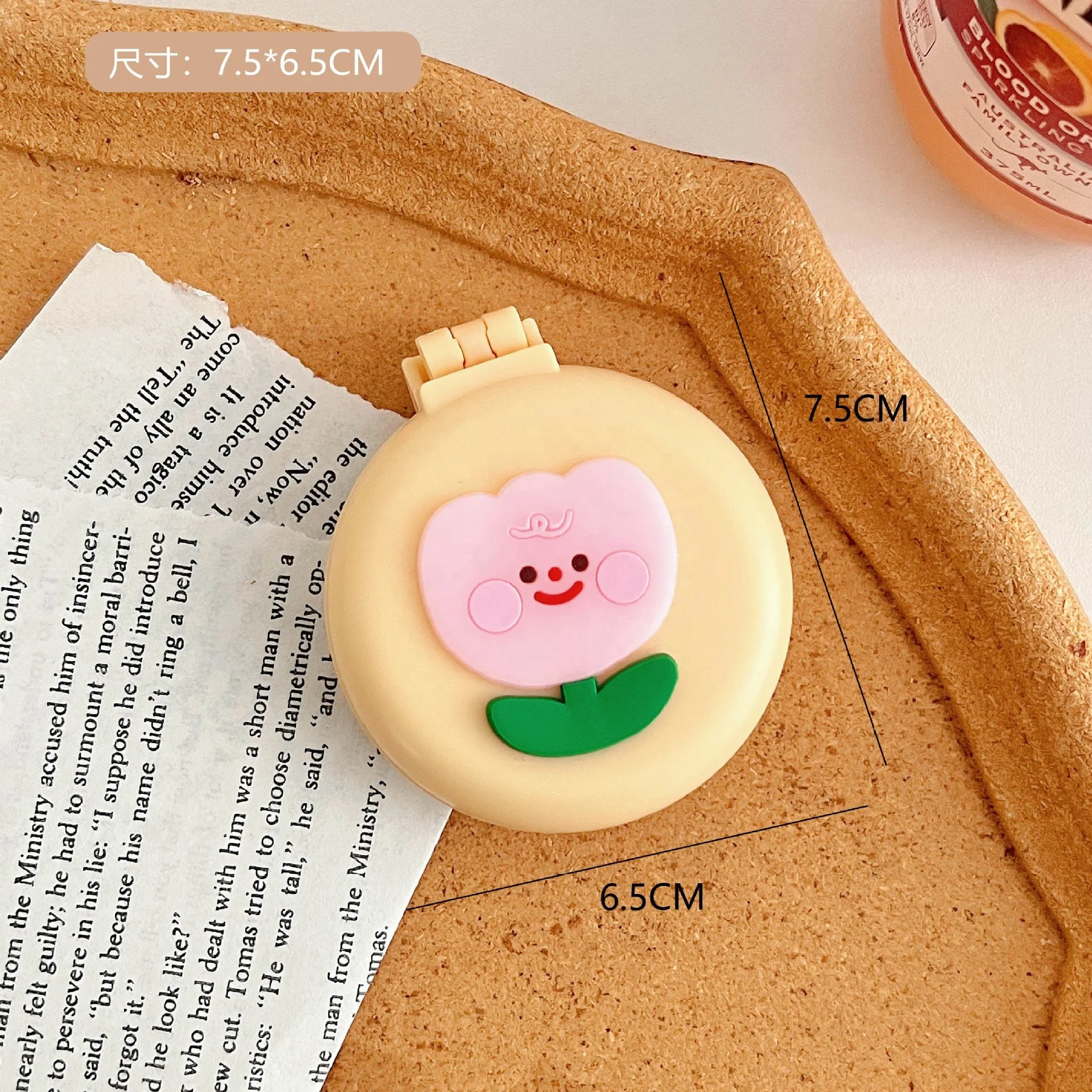 18 Styles Animal Fruit Hair Brushes Folding Personalized Pocket Hair Brush Mini Hair Comb With Mirror For Kids