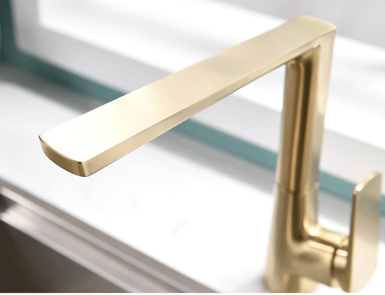 Sell Well New Type Modern Brass Single Handle Brushed Gold Kitchen Sink Faucet