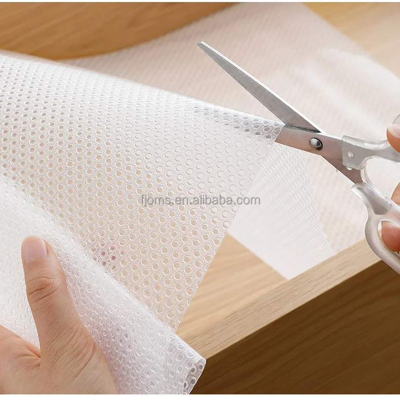 Plastic embossed polyethylene film for rubber release film in tire industry