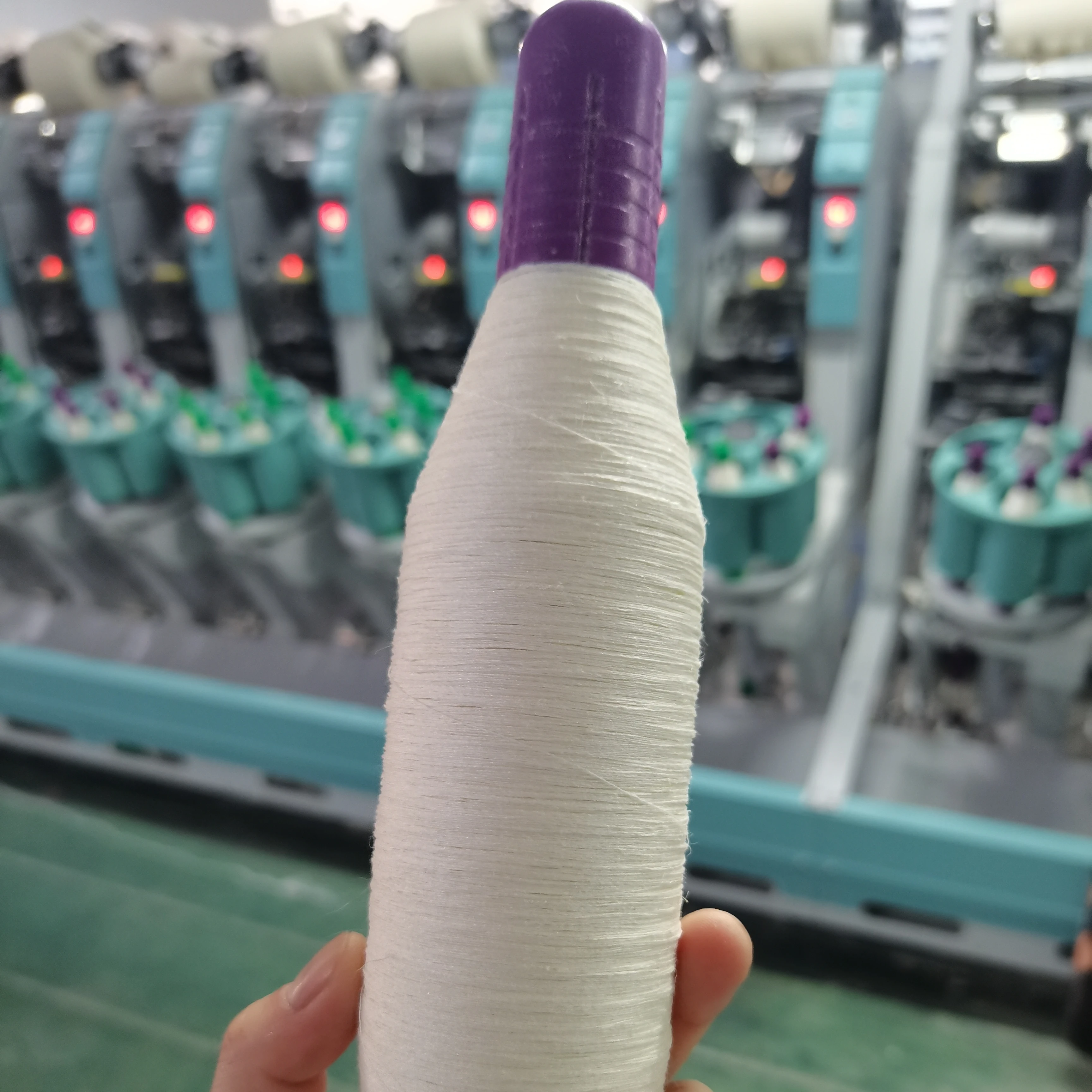 Высококачественная 100% натуральная льняная пряжа переработанная от завода LVMH