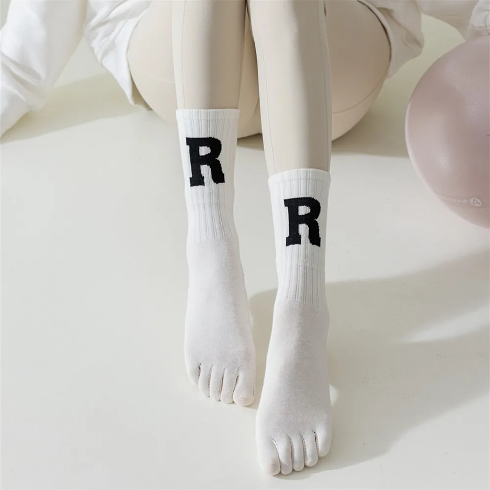 Cmax New Soft Cotton High Quality Sokc Yoga Anti Slip Five Toe Crew Socks