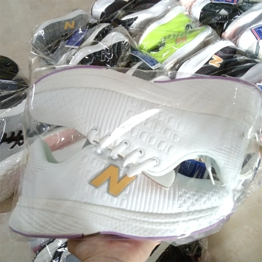 Hot Selling Branded Shoes High Quality Breathable fly woven Stock Sports Factory Wholesale women Shoes Sneaker