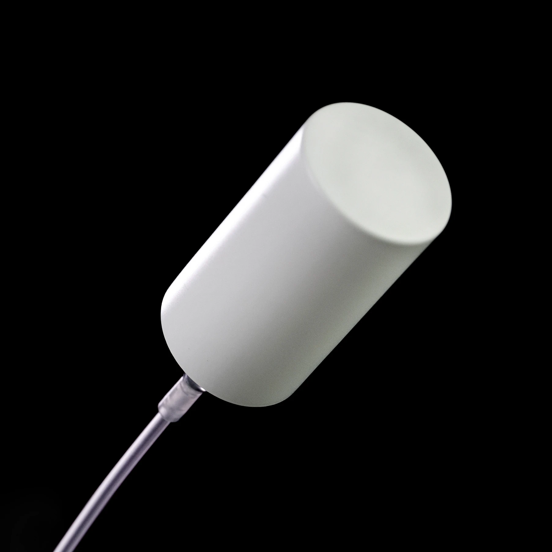 13.5mm Crimp version manufacturer mist perfume sprayer pumps with Matte white paint anodized aluminum dust cap