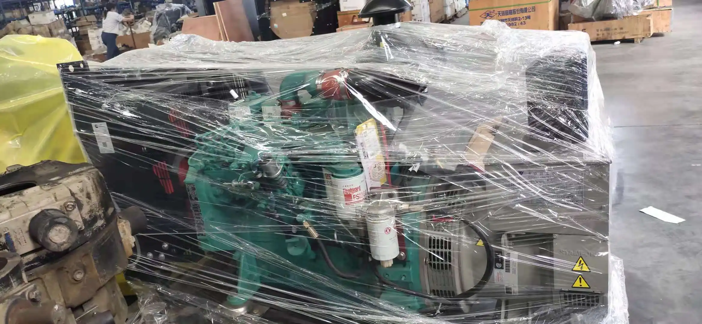 Dongfeng Three Phase open type diesel genset engine 20kw generators powered by 4B3.9-G11
