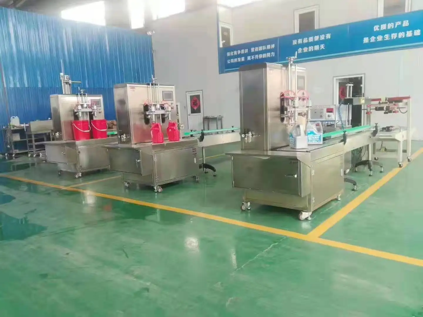 Explosion Proof Lubricants Semi-automatic Efficient And Durable Automatic Two Nozzles Weight Filling Machine