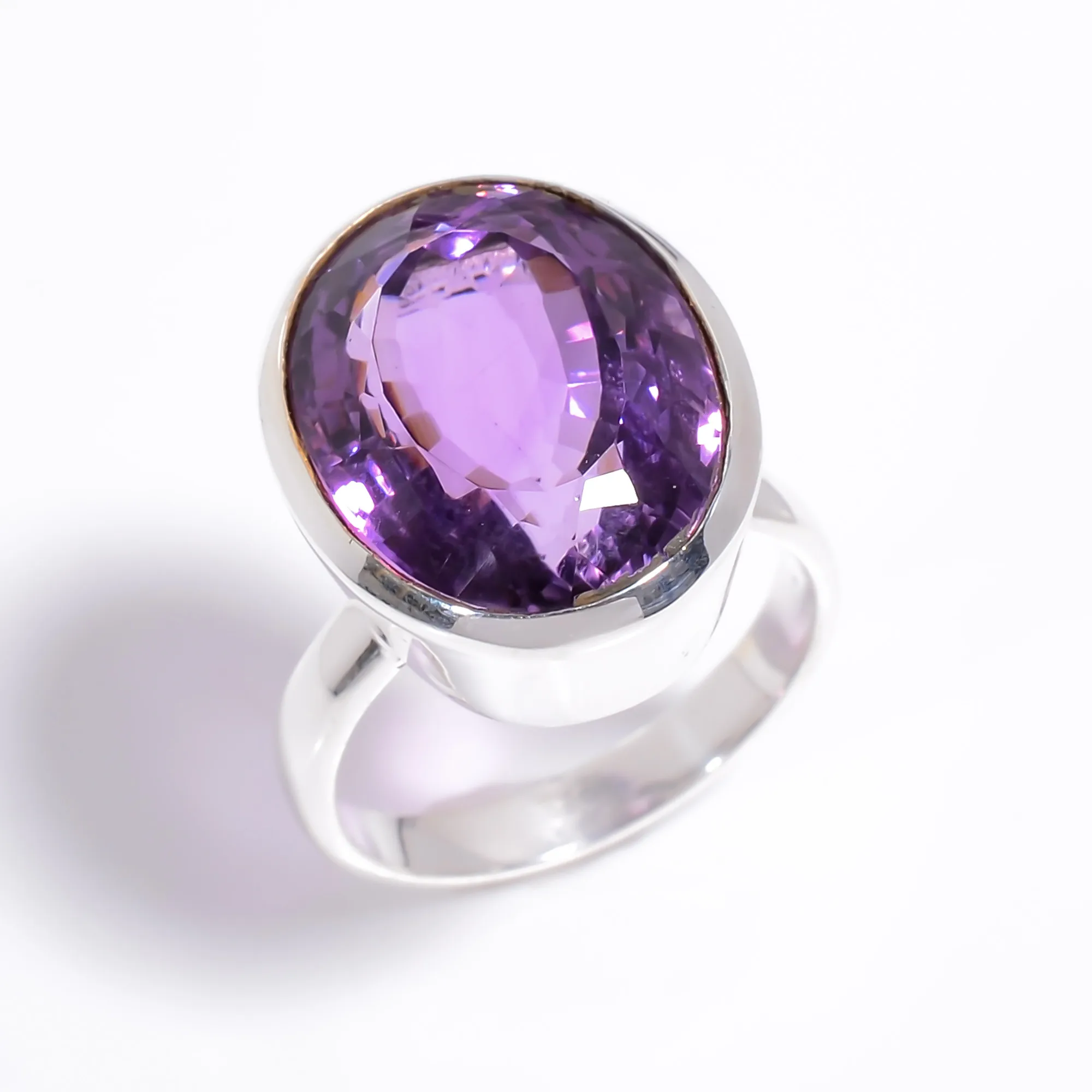 Natural Amethyst Oval Cut Gemstone 925 Sterling Silver Premium Ring Size US 9, Exporter Silver Gemstone Jewelry, Fine Jewelry