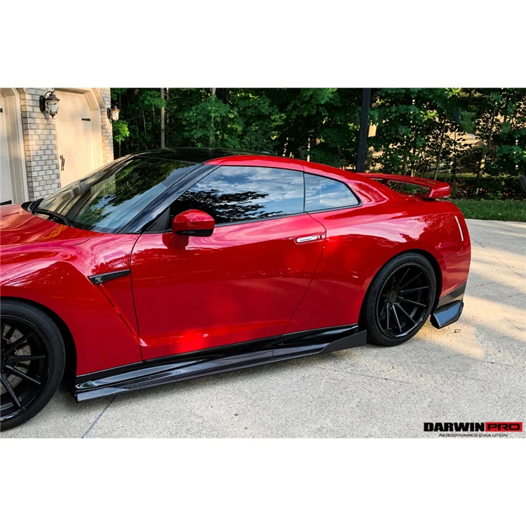 DarwinPRO BKSS Style carbon fiber side skirts for GTR R35