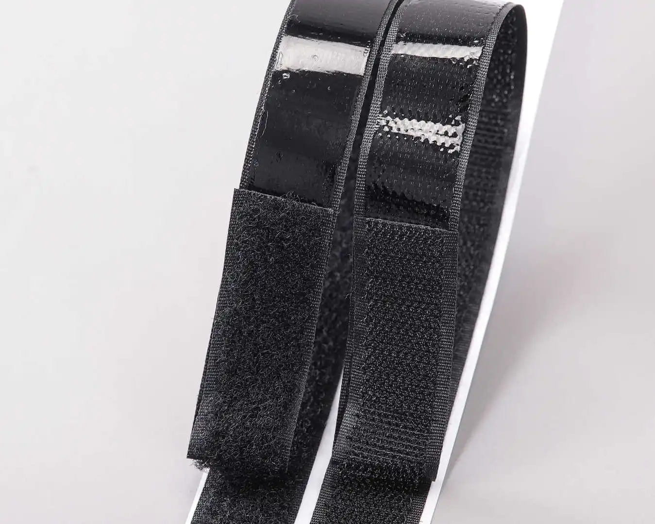 hook and loop tape  (3)