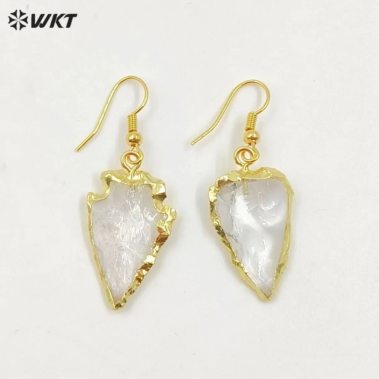 WT-E111 Wholesale Natural Raw Crystal Quartz Arrowhead Earrings Fashion