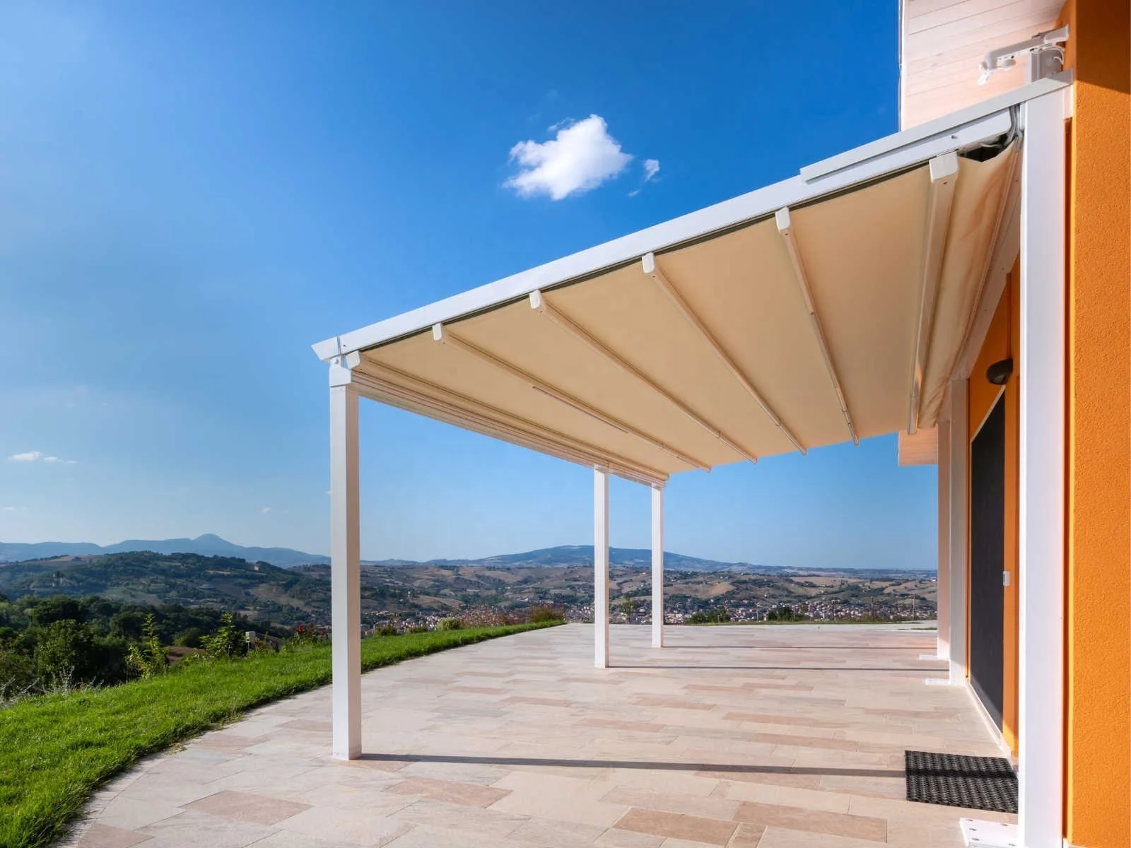 Outdoor Awnings Waterproof Electric Folding Cover Aluminum Retractable Roof