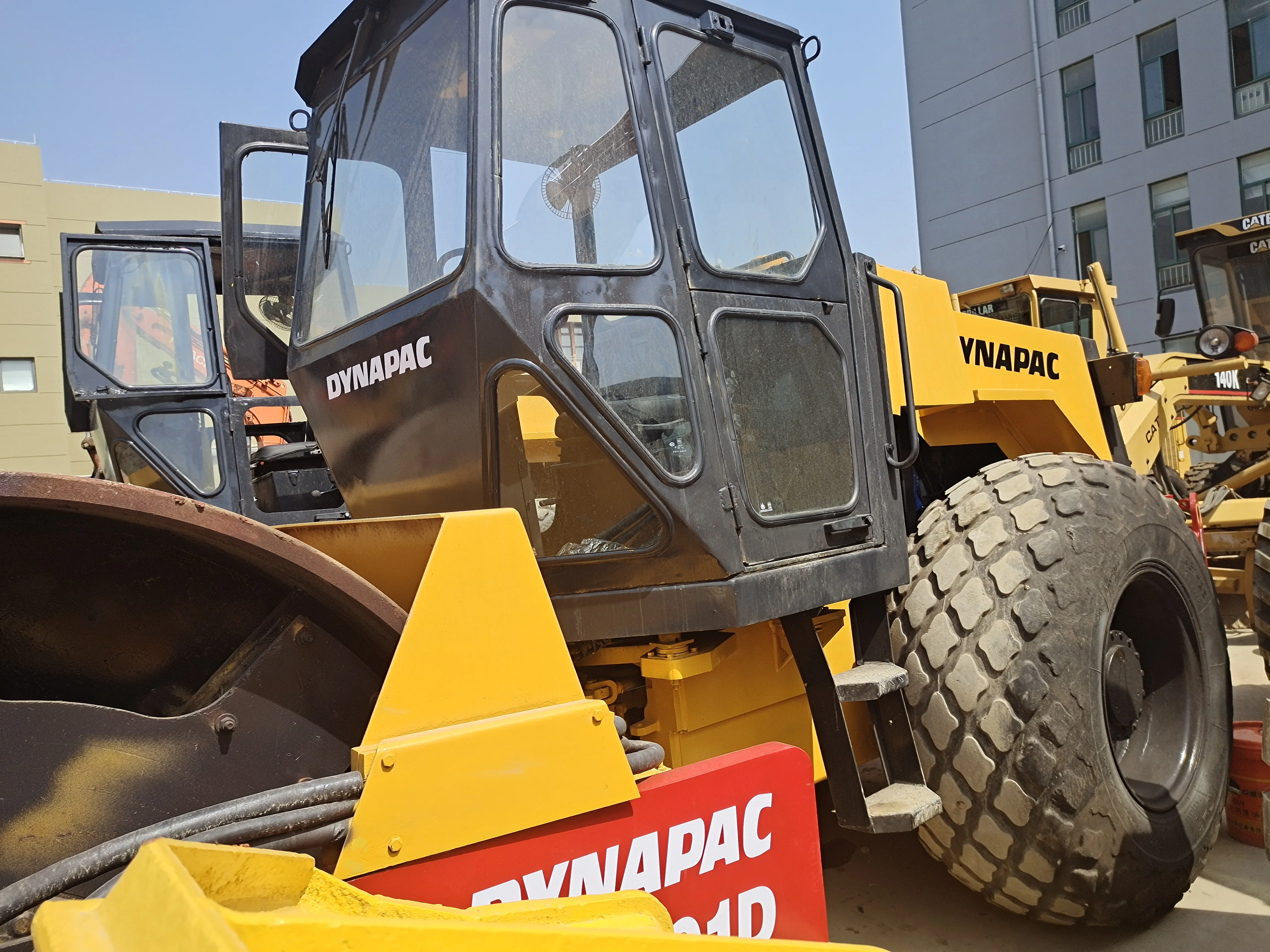 Dynapac CA301D Road roller Compactor ca 301d single drum Dynapac vibration rollers construction equipment for sale ca602d ca251d