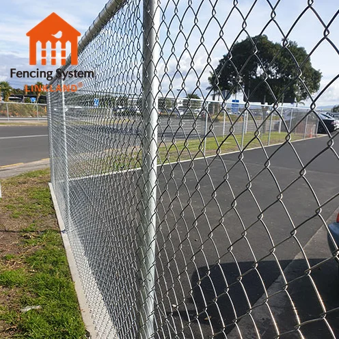 china cheap 8 feet high gi chain link fabric fence fram diamond wire mesh net fencing and accessories cost in kenya