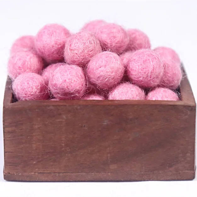 100% wool 1.5 cm felt balls for pom poms garland can mixed the color