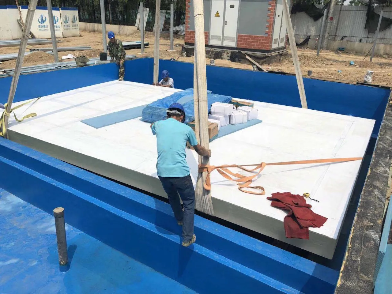 Customized Clear Acrylic Sheet Thick Panel Acrylic Swimming Pool Infinity Swimming Pool