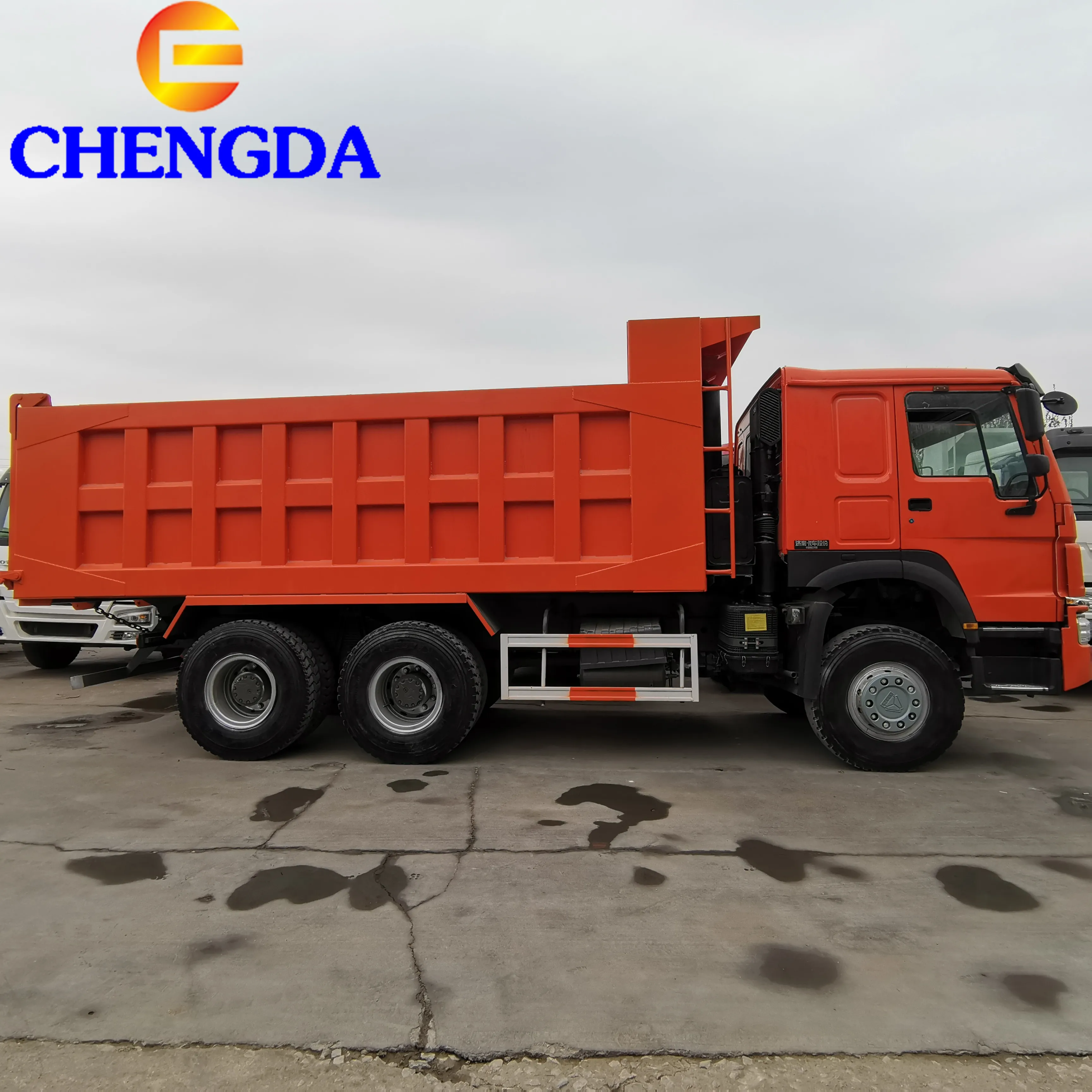 Four Wheel Drive Dump Truck Mini 4x4 Used Howo Dump Truck