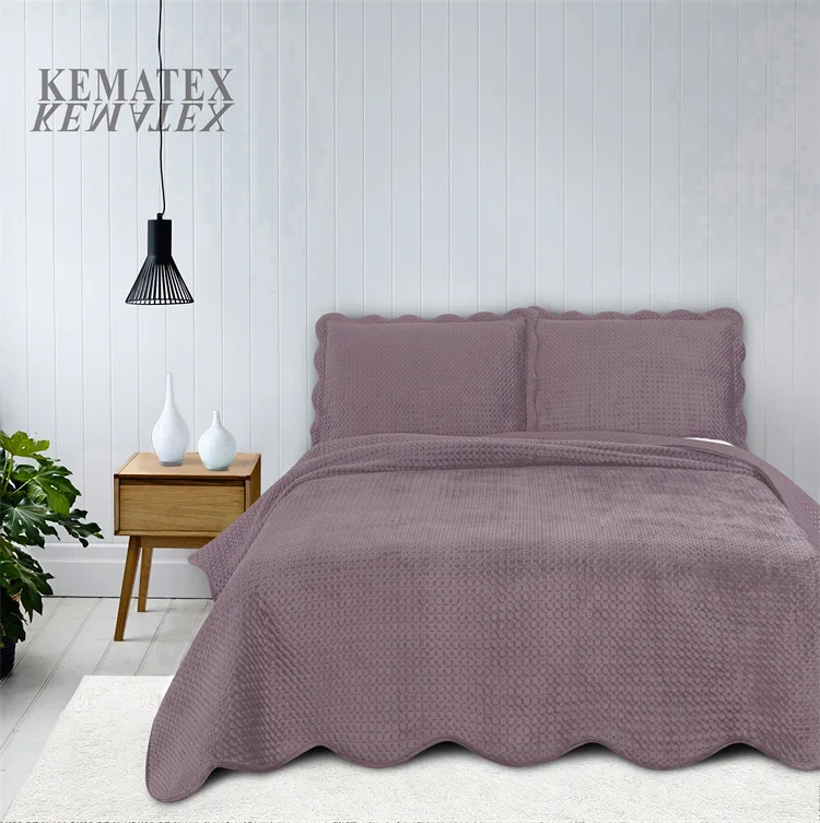 Customize lightweight warm lightweight plush velvet bedspreads quilted bed spreads