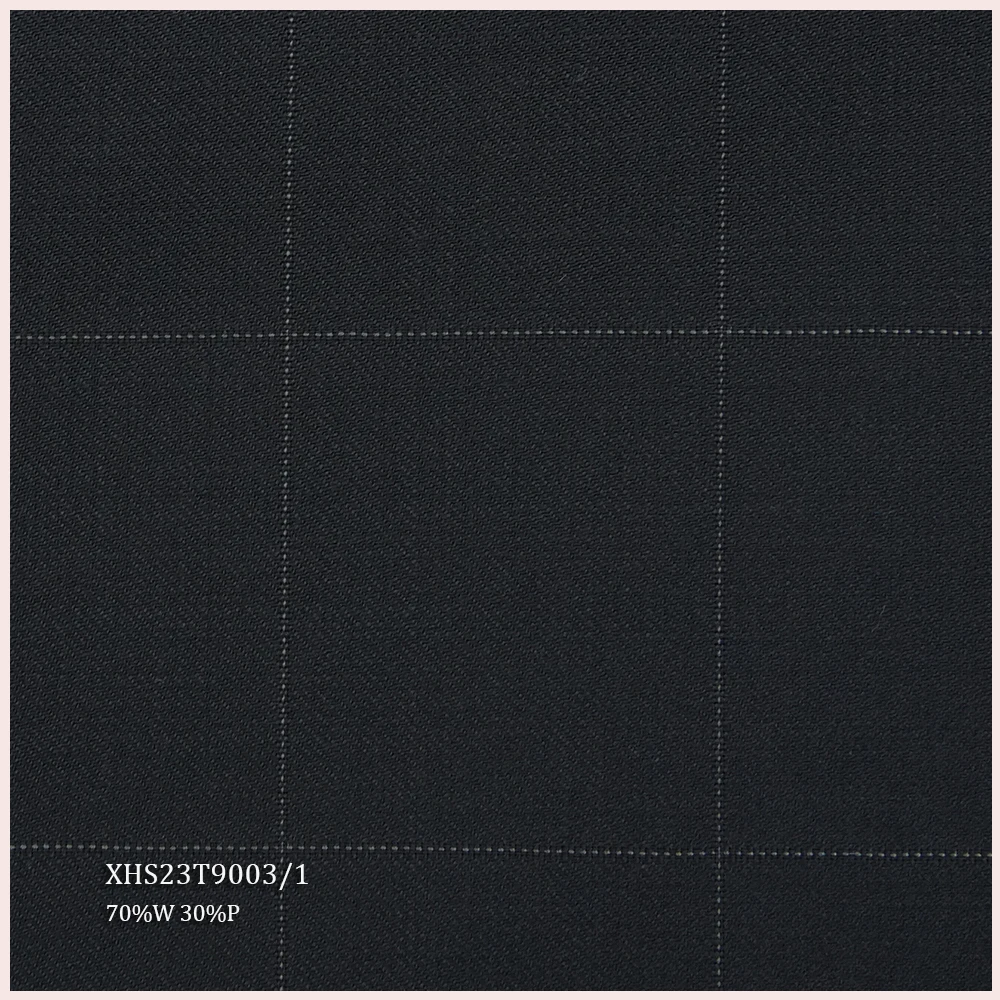 Luxury STOCK Italian Plaid Design Merino 70%W 30%P Wool Polyester Blend Wool Fabric for Men Suits
