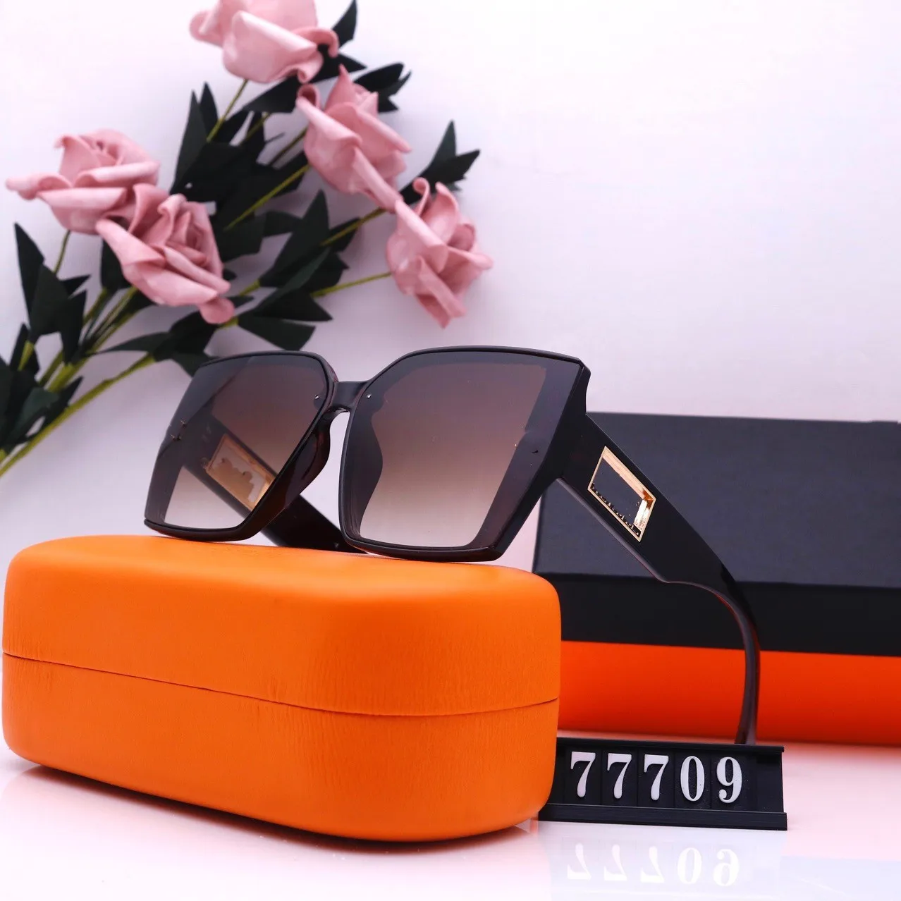 77709 Manufacturers sell weekly specials designer sunglasses famous brands for men and women luxury brand sunglassestrade price