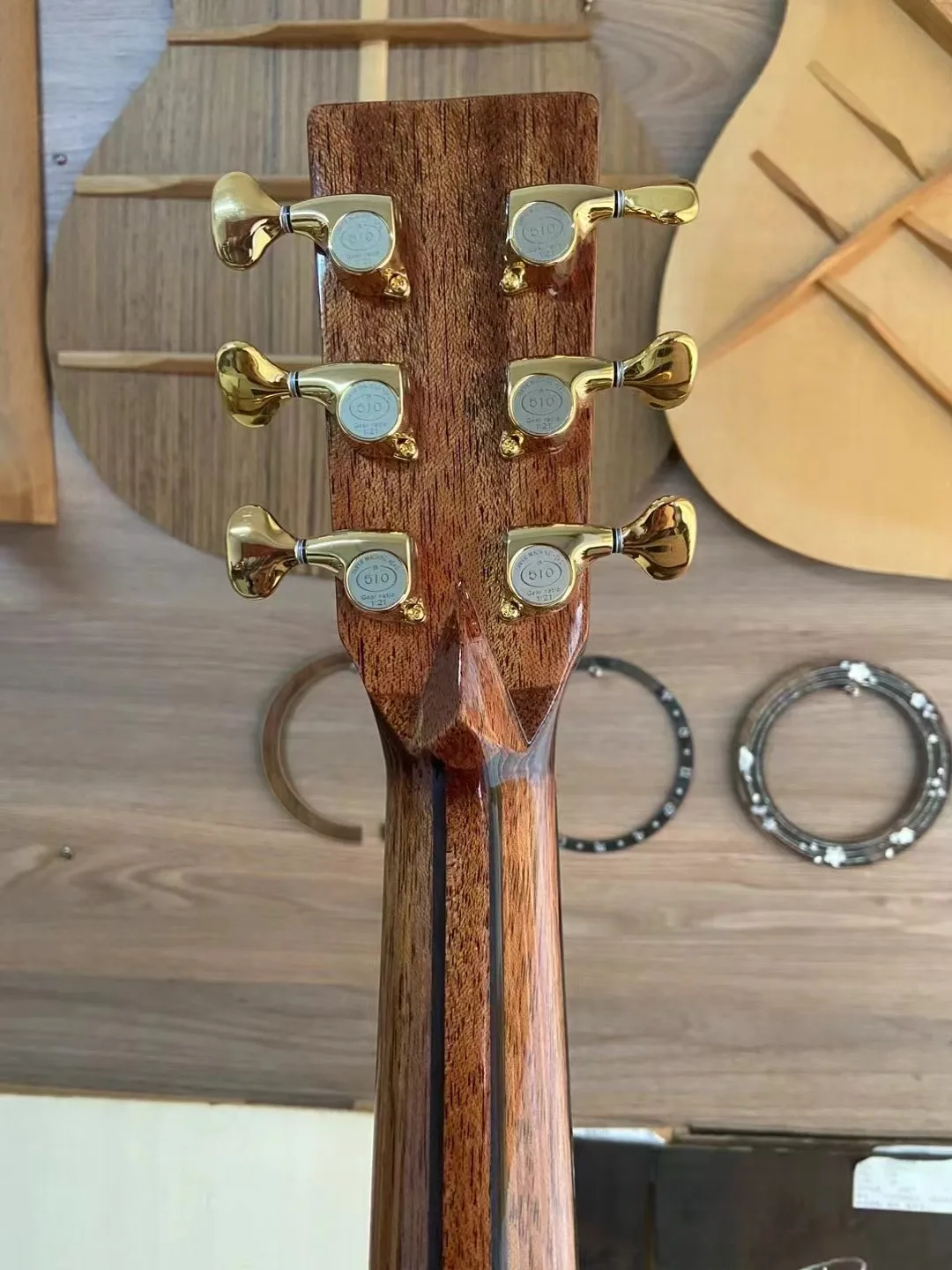 High End All Solid Spruce Rosewood Acoustic Guitar Custom High Quality Glossy Wholesale Service Mahogany Back/Side Ebony