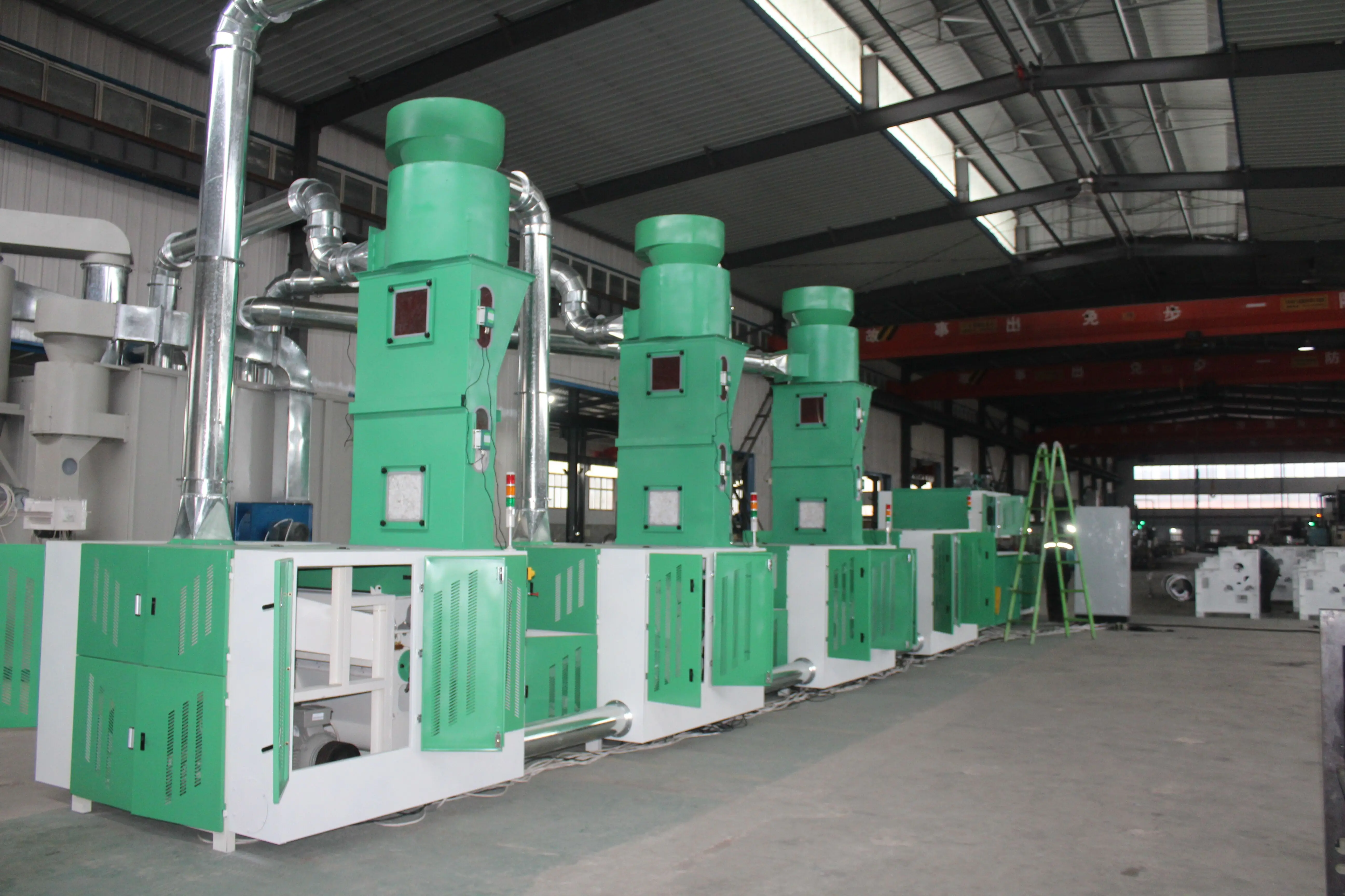 High-yield and high-capacity textile recycling equipment-new type of fabric waste opening machine waste yarn cotton recycling