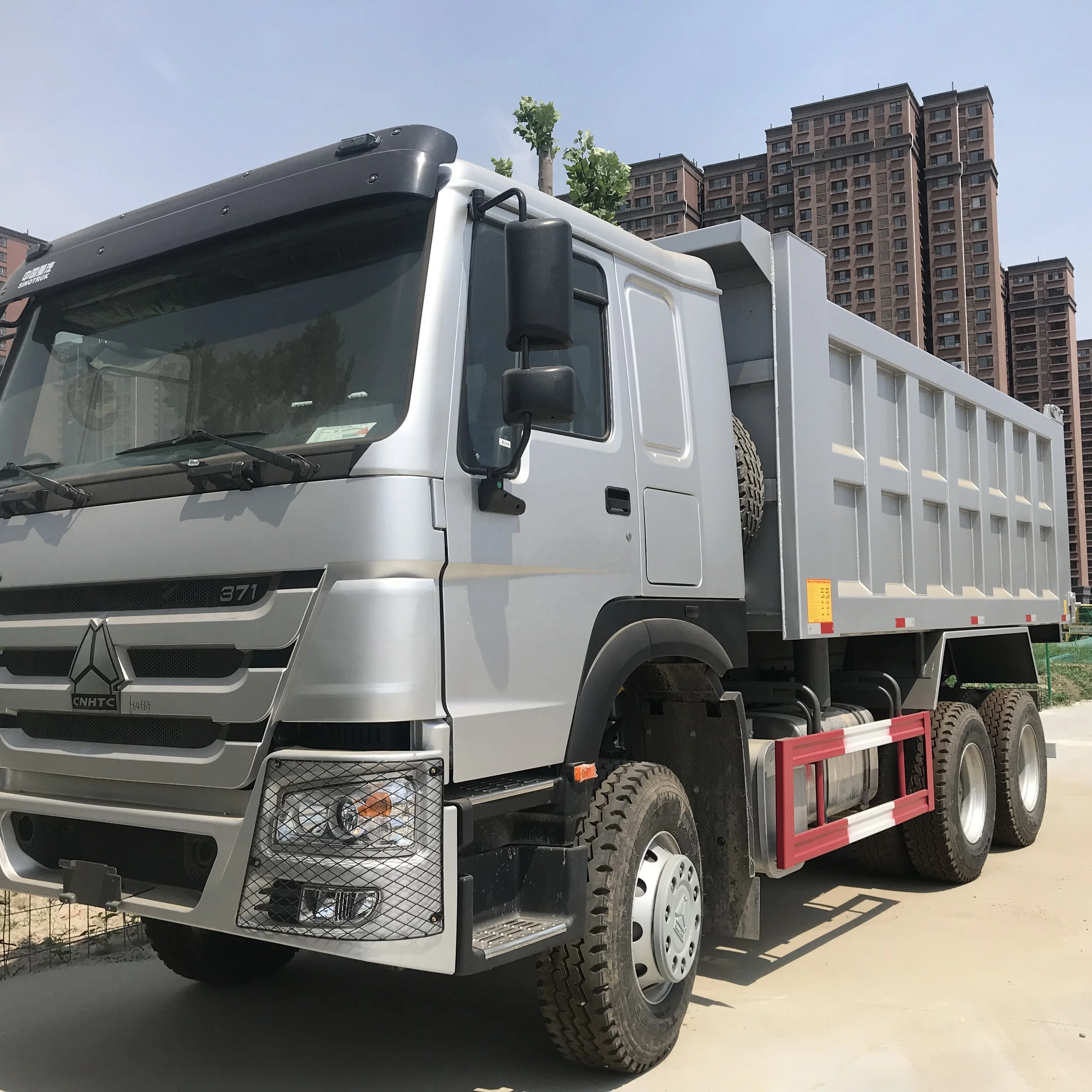 6X4 Tipper Lorry Volume Capacity 25 Tons Dump Trucks For Sale Holland