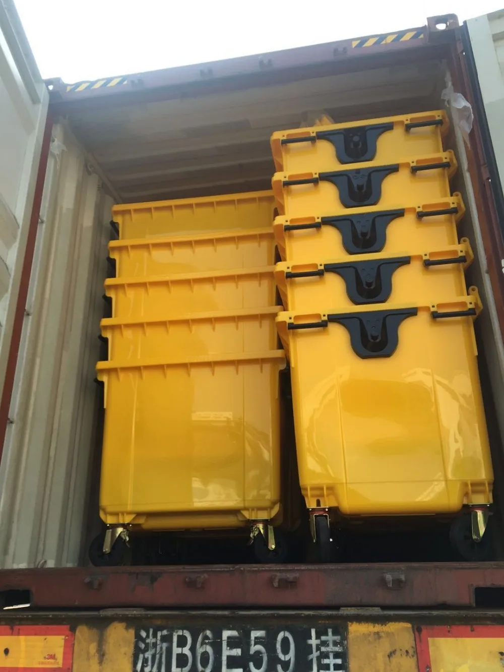 Hot selling HDPE Large Plastic Dustbin Trash Cans Waste Bins with low price