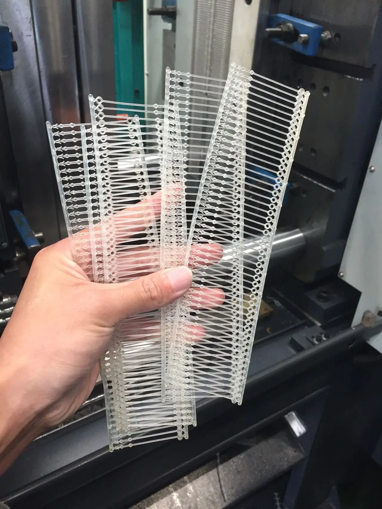 pp injection machine plastic tag pin injection molding making machine