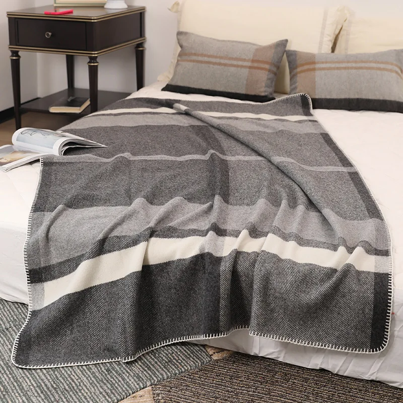 EDELWEISS New Arrival Jacquard Twill 100% Lamb Wool Blanket Leisure Outlook Merino Wool Blankets Custom Packing Woven Winter