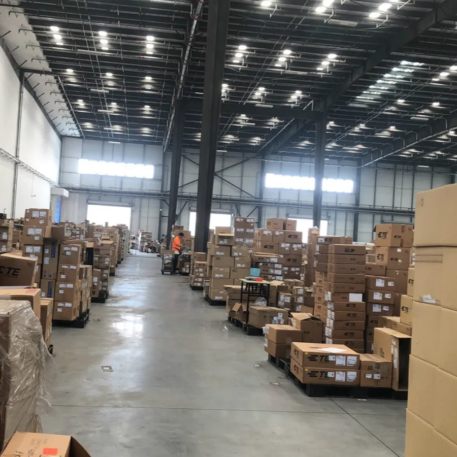 automotive connectors  new and original CONN HDR 140POS SMD GOLD  FX10A-140P/14-SV(91)