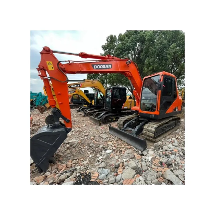 High efficiency 8 ton Used Doosan excavator DX80 crawler excavator with good condition